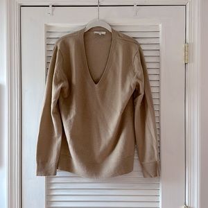 Vince v-neck cashmere sweater (small) in excellent condition